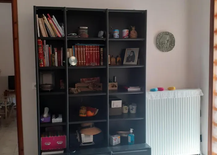 Vagelis 2 Apartment *